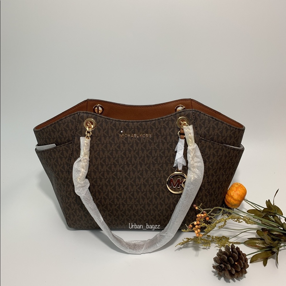 Michael Kors JST Large Chain Shoulder Tote